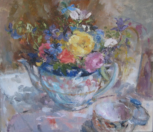 Roses in Teapot